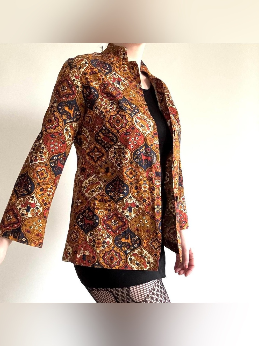 Super cool autumnal medieval tapestry print eclectic retro cotton jacket
